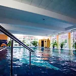 Hotel *** Nat