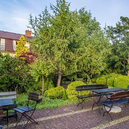 *** Nat 科沃布热格